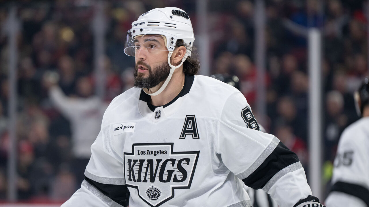 MONTREAL, QC - NOVEMBER 11: Drew Doughty (8) of the Los Angeles Kings skates during the first period of the NHL game between the Los Angeles Kings and the Montreal Canadiens on Nov 11, 2025, at the Bell Centre in Montreal, QC