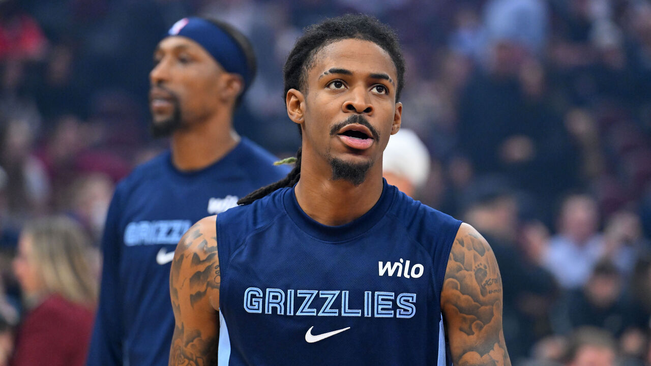 CLEVELAND, OHIO - NOVEMBER 15: Guard Ja Morant #12 of the Memphis Grizzlies warms up before the game against the Cleveland Cavaliers at Rocket Arena on November 15, 2025 in Cleveland, Ohio.