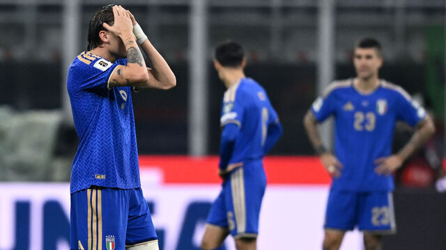 MILAN, ITALY - NOVEMBER 16: Mateo Retegui of Italy react with disappointment during the FIFA World Cup 2026 qualifier match between Italy and Norway at San Siro Stadium on November 16, 2025 in Milan, Italy.