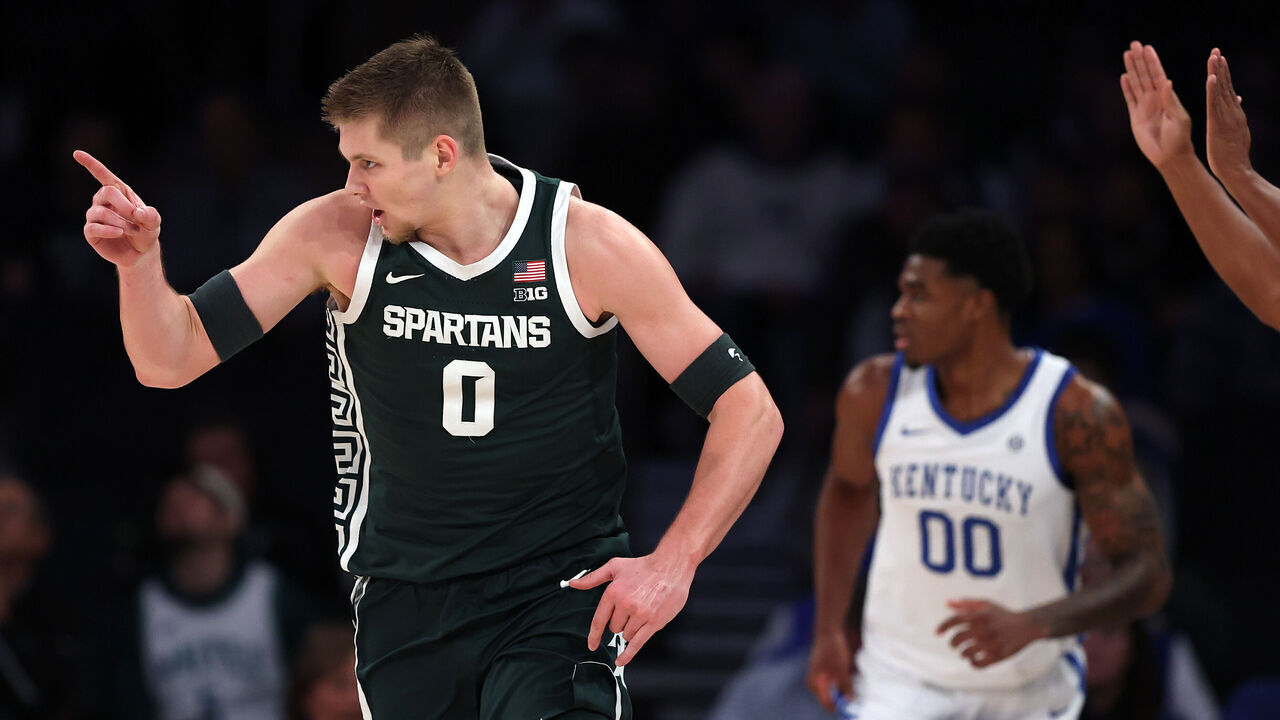NEW YORK, NEW YORK - NOVEMBER 18: Jaxon Kohler #0 of the Michigan State Spartans reacts after scoring during the first half against Kentucky Wildcats in the 2025 State Farm Champions Classic at Madison Square Garden on November 18, 2025 in New York City.