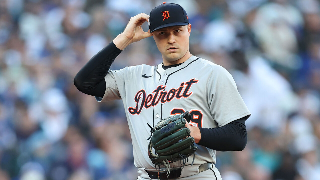 SEATTLE, WASHINGTON - OCTOBER 05: Tarik Skubal #29 of the Detroit Tigers prepares to pitch against the Seattle Mariners during the first inning in game two of the Division Series at T-Mobile Park on October 05, 2025 in Seattle, Washington.