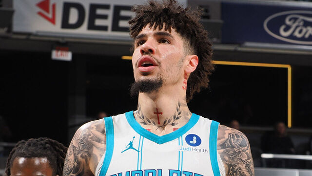 INDIANAPOLIS, IN - NOVEMBER 19: LaMelo Ball #1 of the Charlotte Hornets shoots a free throw during the game against the Indiana Pacers on November 19, 2025 at Gainbridge Fieldhouse in Indianapolis, Indiana. Mandatory Copyright Notice: Copyright 2025 NBAE