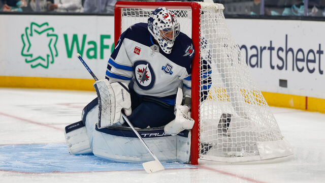 SEATTLE, WA - NOVEMBER 13: Goaltender Connor Hellebuyck #37 of the Winnipeg Jets defends the net during an NHL game between the Winnipeg Jets and the Seattle Kraken on November 13, 2025, at Climate Pledge Arena in Seattle, Washington.