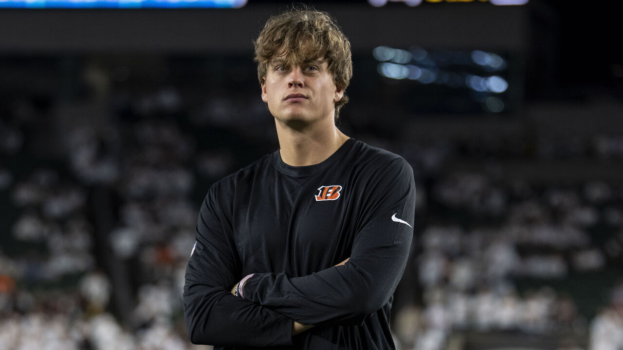 CINCINNATI, OHIO - OCTOBER 16: Joe Burrow #9 of the Cincinnati Bengals looks on prior to an NFL football game against the Pittsburgh Steelers at Paycor Stadium on October 16, 2025 in Cincinnati, Ohio.