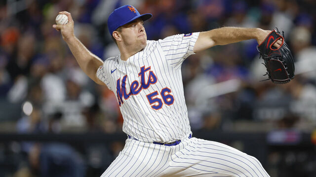 NEW YORK, NEW YORK - SEPTEMBER 17: Ryan Helsley #56 of the New York Mets throws a pitch in the eighth inning during a game against the San Diego Padres at Citi Field on September 17, 2025 in New York City.