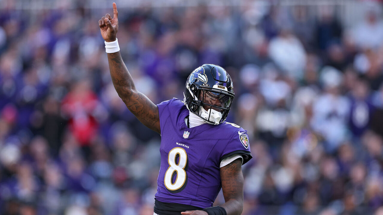 BALTIMORE, MARYLAND - NOVEMBER 23: Quarterback Lamar Jackson #8 of the Baltimore Ravens celebrates a touchdown against the New York Jets in the third quarter at M&T Bank Stadium on November 23, 2025 in Baltimore, Maryland.