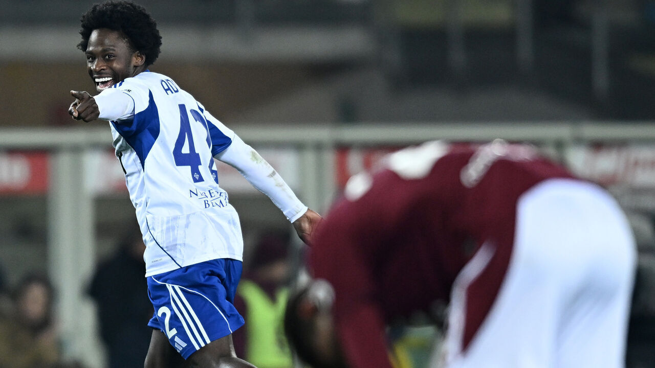 TURIN, ITALY - NOVEMBER 24: Jayden Addai of Como celebrates his goal during the Serie A match between Torino FC and Como 1907 at Stadio Olimpico di Torino on November 24, 2025 in Turin, Italy.