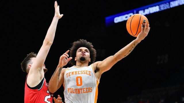 LAS VEGAS, NV - NOVEMBER 24: Tennessee Volunteers guard Ja'Kobi Gillespie (0) drives to the basket during the Players Era Festival college basketball game between Tennessee Volunteers vs Rutgers Scarlet Knights on November 24, 2025 at MGM Grand Garden Arena in Las Vegas, NV.