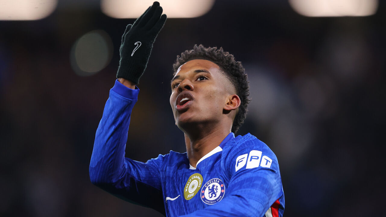 LONDON, ENGLAND - NOVEMBER 25: Estevao Willian of Chelsea celebrates after scoring their side's second goal during the UEFA Champions League 2025/26 League Phase MD5 match between Chelsea FC and FC Barcelona at Stamford Bridge on November 25, 2025 in London, England.