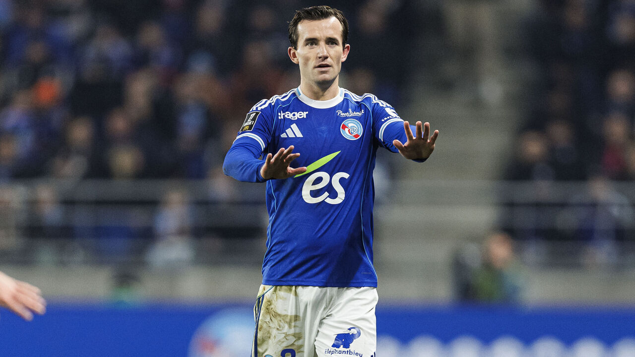 STRASBOURG, FRANCE - NOVEMBER 9: Ben Chilwell of Strasbourg gestures during the Ligue 1 McDonald's match between RC Strasbourg Alsace and Lille OSC at Stade de la Meinau on November 9, 2025 in Strasbourg, France.