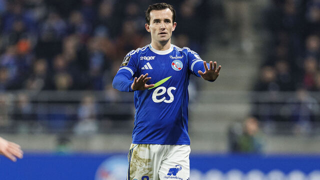 STRASBOURG, FRANCE - NOVEMBER 9: Ben Chilwell of Strasbourg gestures during the Ligue 1 McDonald's match between RC Strasbourg Alsace and Lille OSC at Stade de la Meinau on November 9, 2025 in Strasbourg, France.