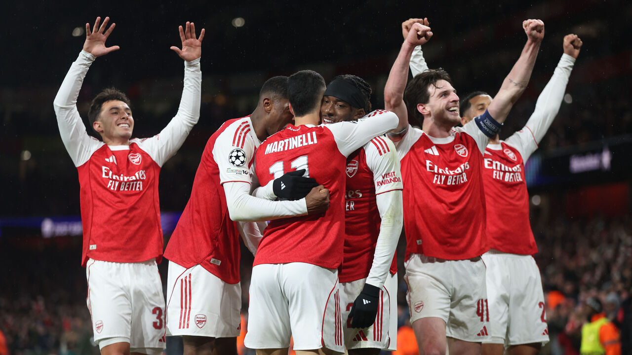 入手不可能MORE THAN A MATCH 郷愁の英国FOOTBALL写真集 Szoboszlai's stunning free-kick lifts Liverpool past title rivals