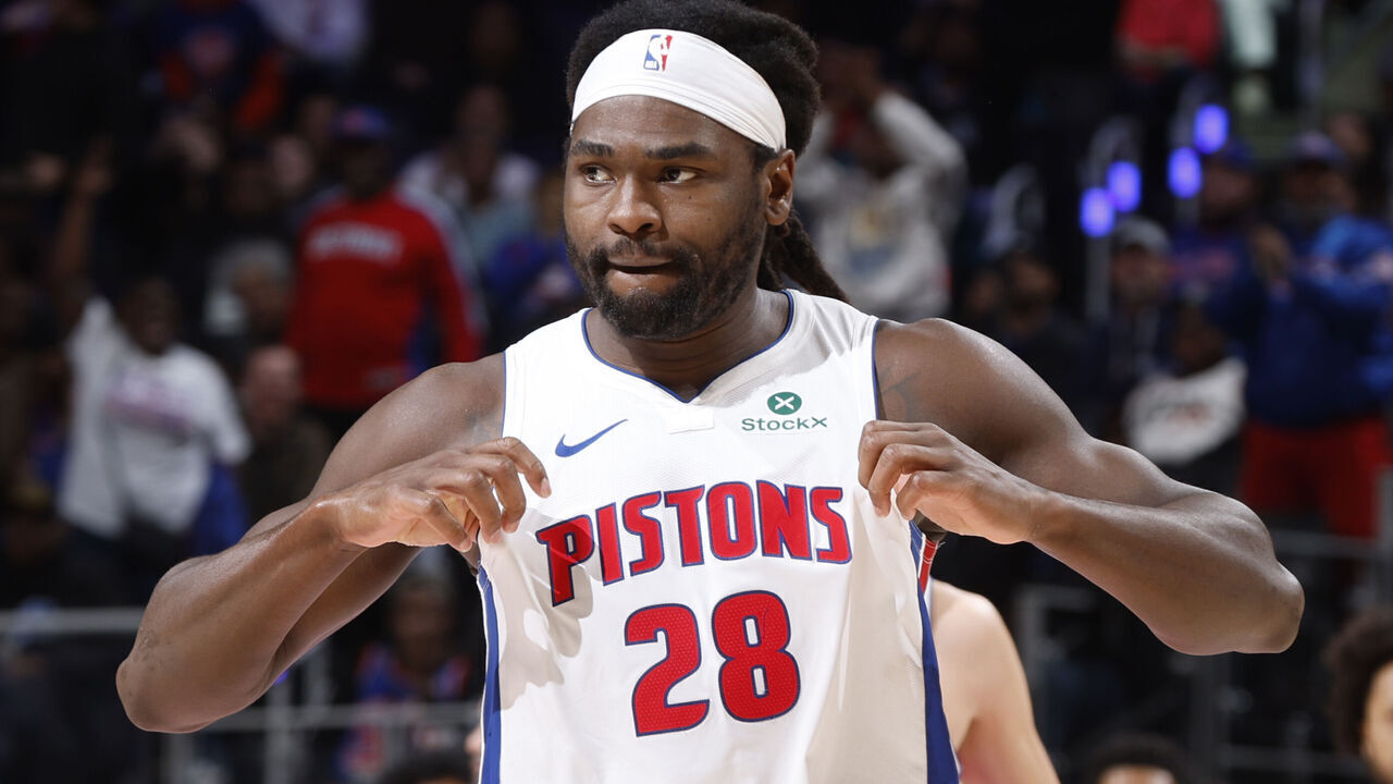 DETROIT, MI - NOVEMBER 17: Isaiah Stewart #28 of the Detroit Pistons looks on during the game against the Indiana Pacers on November 17, 2025 at Little Caesars Arena in Detroit, Michigan. NOTE TO USER: User expressly acknowledges and agrees that, by downloading and/or using this photograph, User is consenting to the terms and conditions of the Getty Images License Agreement. Mandatory Copyright Notice: Copyright 2025 NBAE