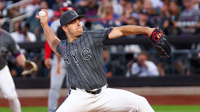 NEW YORK, NY - SEPTEMBER 20: Ryan Helsley #56 of the New York Mets pitches during the game between the Washington Nationals and the New York Mets at Citi Field on Saturday, September 20, 2025 in New York, New York.