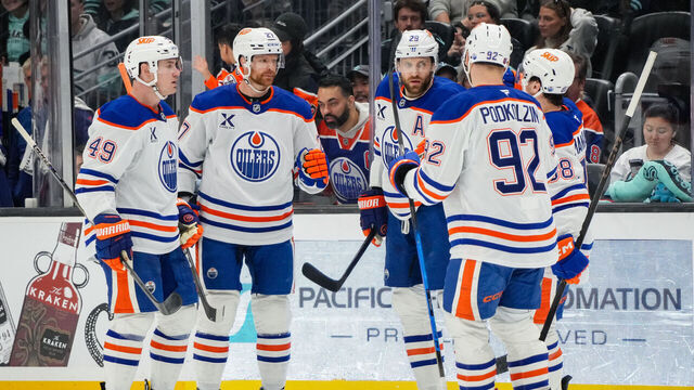 SEATTLE, WASHINGTON - NOVEMBER 29: The Edmonton Oilers celebrate after a goal is scored during the second period of a game against the Seattle Kraken at Climate Pledge Arena on November 29, 2025 in Seattle, Washington.