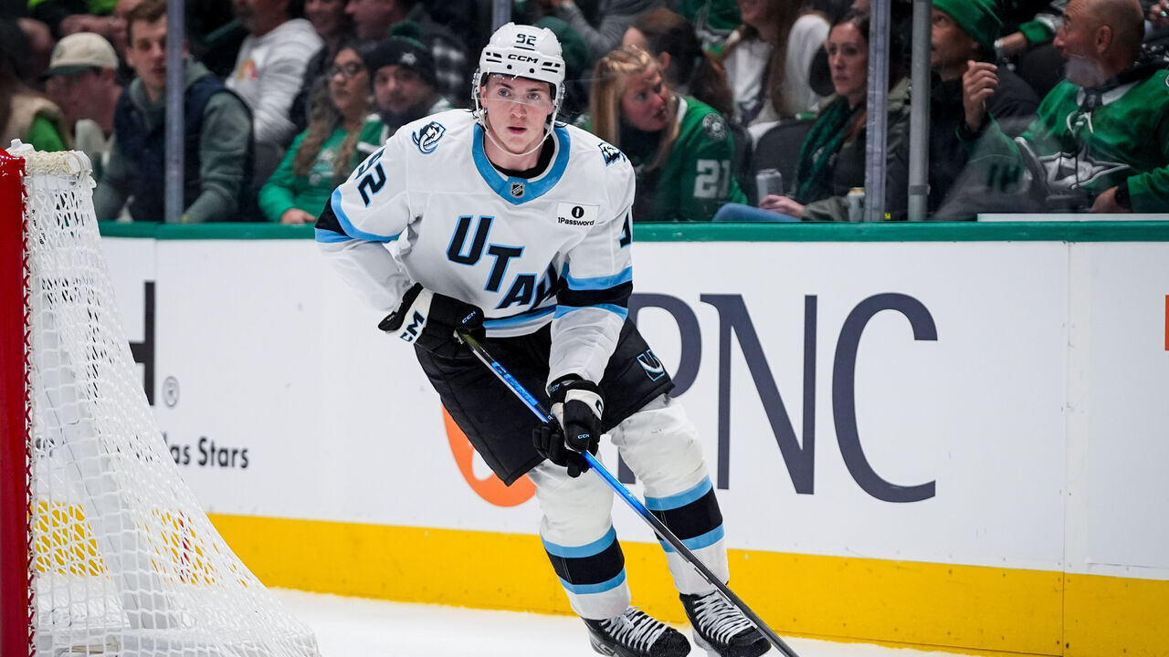 DALLAS, TEXAS - NOVEMBER 28: Logan Cooley #92 of the Utah Mammoth skates with the puck during the second period against the Dallas Stars at American Airlines Center on November 28, 2025 in Dallas, Texas.