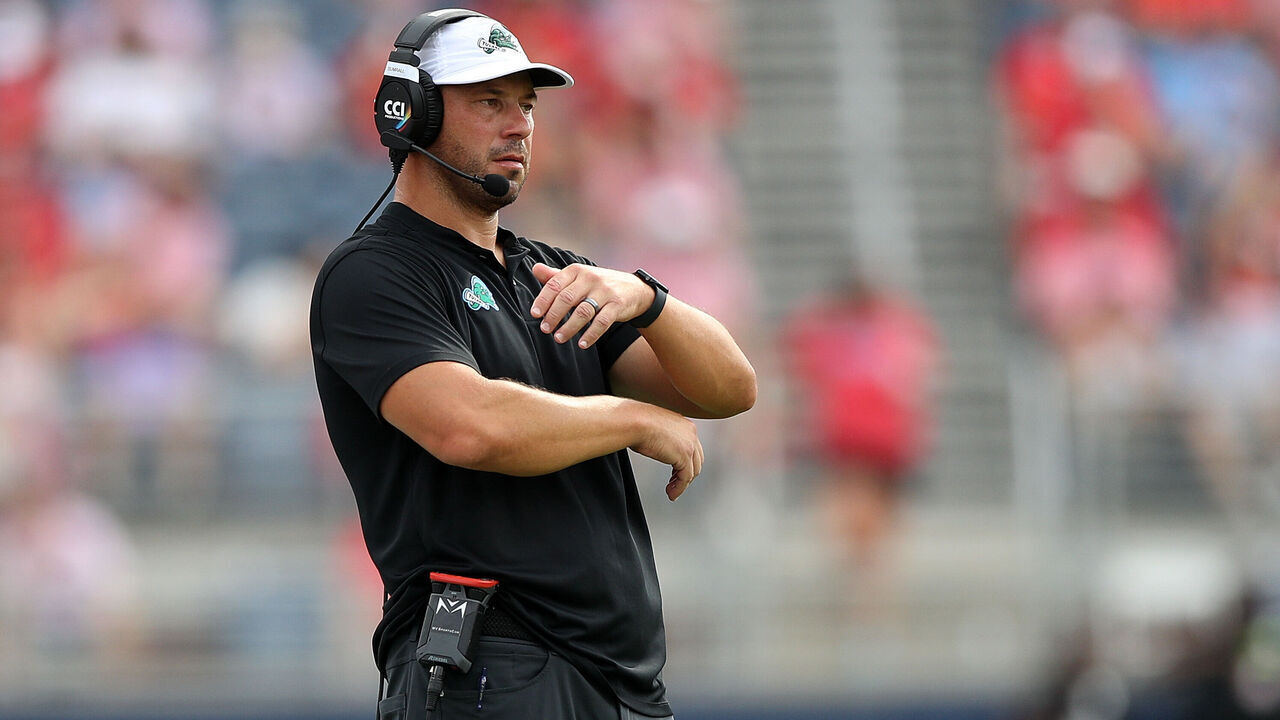 OXFORD, MISSISSIPPI - SEPTEMBER 20: head coach Jon Sumrall of the Tulane Green Wave looks on during the game against the Mississippi Rebels at Vaught-Hemingway Stadium on September 20, 2025 in Oxford, Mississippi.