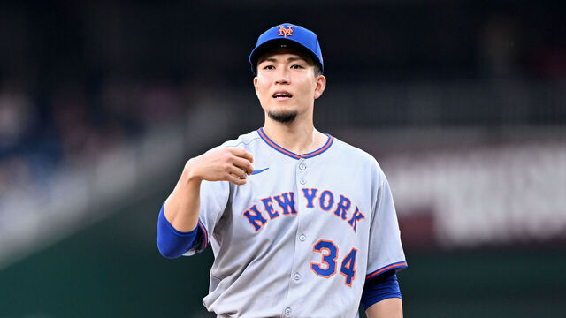 WASHINGTON, DC - AUGUST 20: Kodai Senga #34 of the New York Mets motions to the dugout during the game against the Washington Nationals at Nationals Park on August 20, 2025 in Washington, DC.