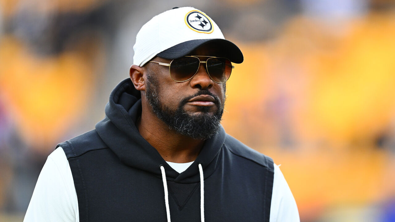 PITTSBURGH, PENNSYLVANIA - NOVEMBER 30: Head coach Mike Tomlin of the Pittsburgh Steelers looks on prior to a game against the Buffalo Bills at Acrisure Stadium on November 30, 2025 in Pittsburgh, Pennsylvania.