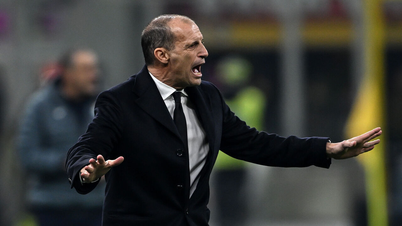 MILAN, ITALY - NOVEMBER 29: Massimiliano Allegri of Milan reacts during the Serie A match between AC Milan and SS Lazio at Giuseppe Meazza Stadium on November 29, 2025 in Milan, Italy.