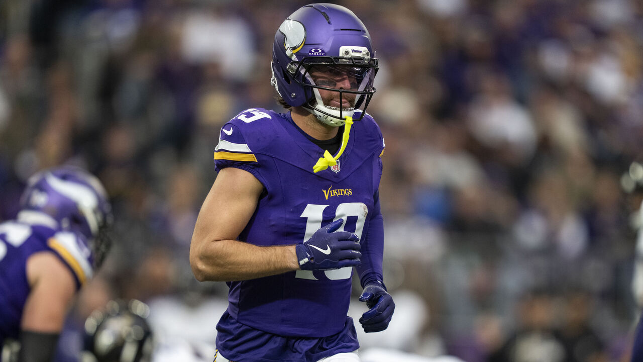 MINNEAPOLIS, MINNESOTA - NOVEMBER 9: Adam Thielen #19 of the Minnesota Vikings runs during an NFL football game against the Baltimore Ravens at U.S. Bank Stadium on November 09, 2025 in Minneapolis, Minnesota.