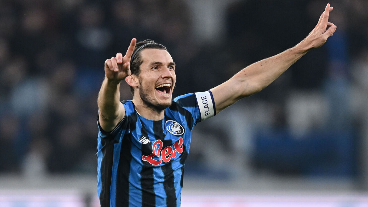 BERGAMO, ITALY - DECEMBER 03: Marten de Roon of Atalanta celebrates his goal during the Italy Cup match between Atalanta and Genoa at New Balance Arena on December 03, 2025 in Bergamo, Italy.