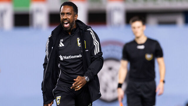 NEW YORK, NEW YORK - SEPTEMBER 17: Head coach Wilfried Nancy of Columbus Crew reacts during the first half of the MLS match against the New York City FC at Yankee Stadium on September 17, 2025 in New York City.