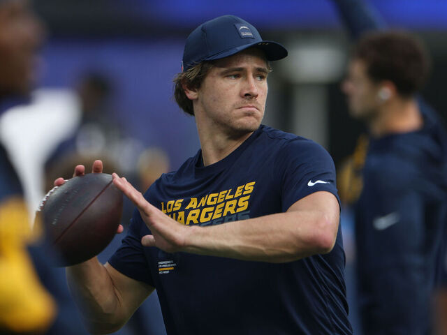Inglewood, CA, Sunday, November 30, 2025 - Chargers quarterback Justin Herbert warms up before taking on the Las Vegas Raiders at SoFi Stadium. (Robert Gauthier/Los Angeles Times via Getty Images)