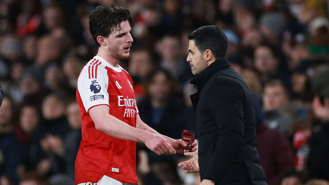 LONDON, ENGLAND - DECEMBER 3: Declan Rice of Arsenal with Mikel Arteta as he is substituted during the Premier League match between Arsenal and Brentford at Emirates Stadium on December 3, 2025 in London, England.