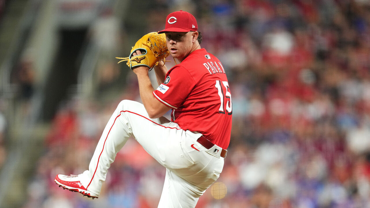 CINCINNATI, OHIO - SEPTEMBER 20: Emilio Pagán #15 of the Cincinnati Reds throws during a baseball game against the Chicago Cubs at Great American Ball Park on September 20, 2025 in Cincinnati, Ohio.