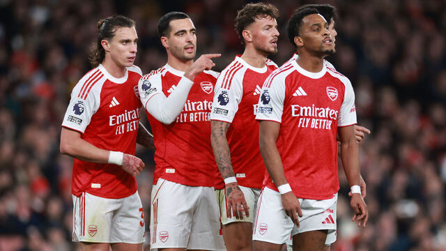 LONDON, ENGLAND - DECEMBER 03: Riccardo Calafiori, Mikel Merino, Ben White, Piero Hincapie and Jurrien Timber of Arsenal during the Premier League match between Arsenal and Brentford at Emirates Stadium on December 03, 2025 in London, England.
