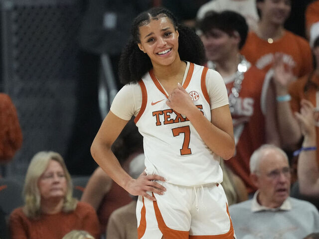 AUSTIN, TEXAS - DECEMBER 4: Jordan Lee #7 of the Texas Longhorns smiles during the second half against the North Carolina Tar Heels at Moody Center on December 4, 2025 in Austin, Texas.