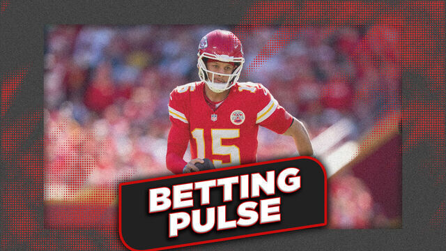 SNF bets: Picks, props, TD scorers for Chiefs-Texans