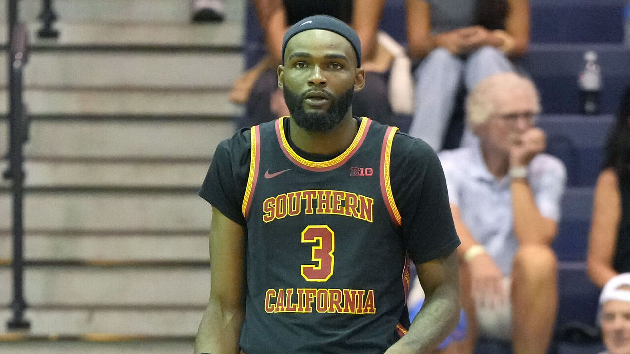 LAHAINA, HAWAII - NOVEMBER 24: Amarion Dickerson #3 of the Southern California Trojans looks on during a first round game in the Southwest Maui Invitational against the Boise State Broncos at the Lahaina Center on November 24, 2025 in Lahaina, Hawaii.