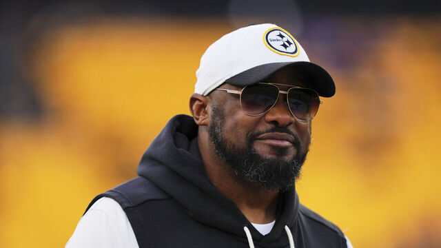 PITTSBURGH, PA - NOVEMBER 30: Pittsburgh Steelers head coach Mike Tomlin looks on before kickoff against the Buffalo Bills during an NFL football game at Acrisure Stadium on November 30, 2025 in Pittsburgh, Pennsylvania.