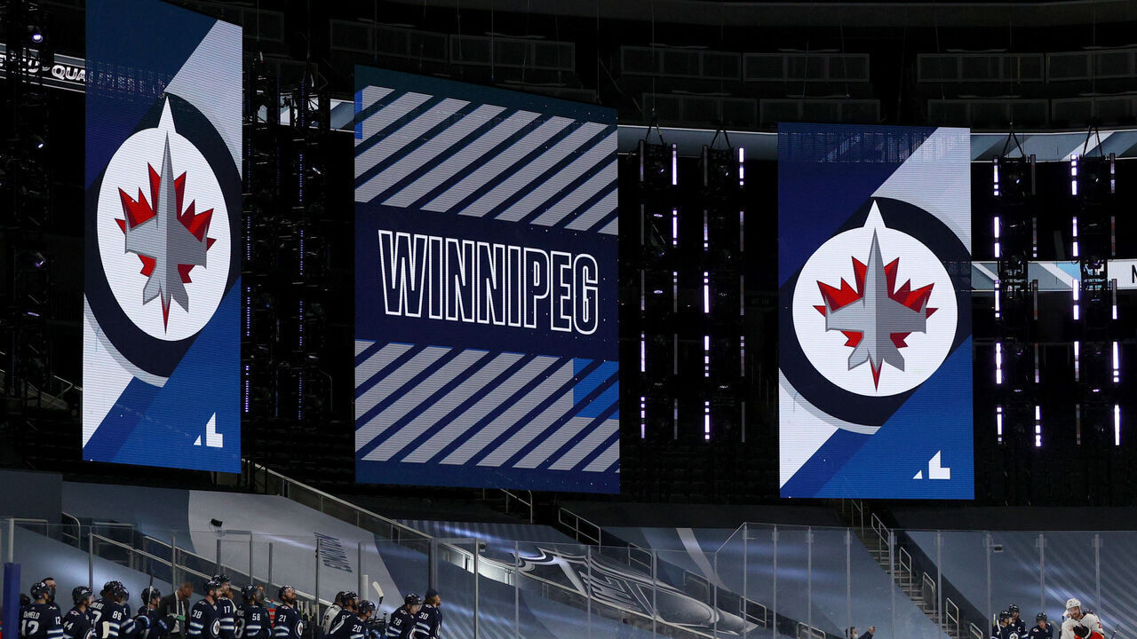 EDMONTON, ALBERTA - AUGUST 04: A general view of the screens showing the Winnipeg Jets logo after Andrew Copp #9 scored a power play goal against the Calgary Flames during the second period of Game Three of the Western Conference Qualification Round at Rogers Place on August 04, 2020 in Edmonton, Alberta.