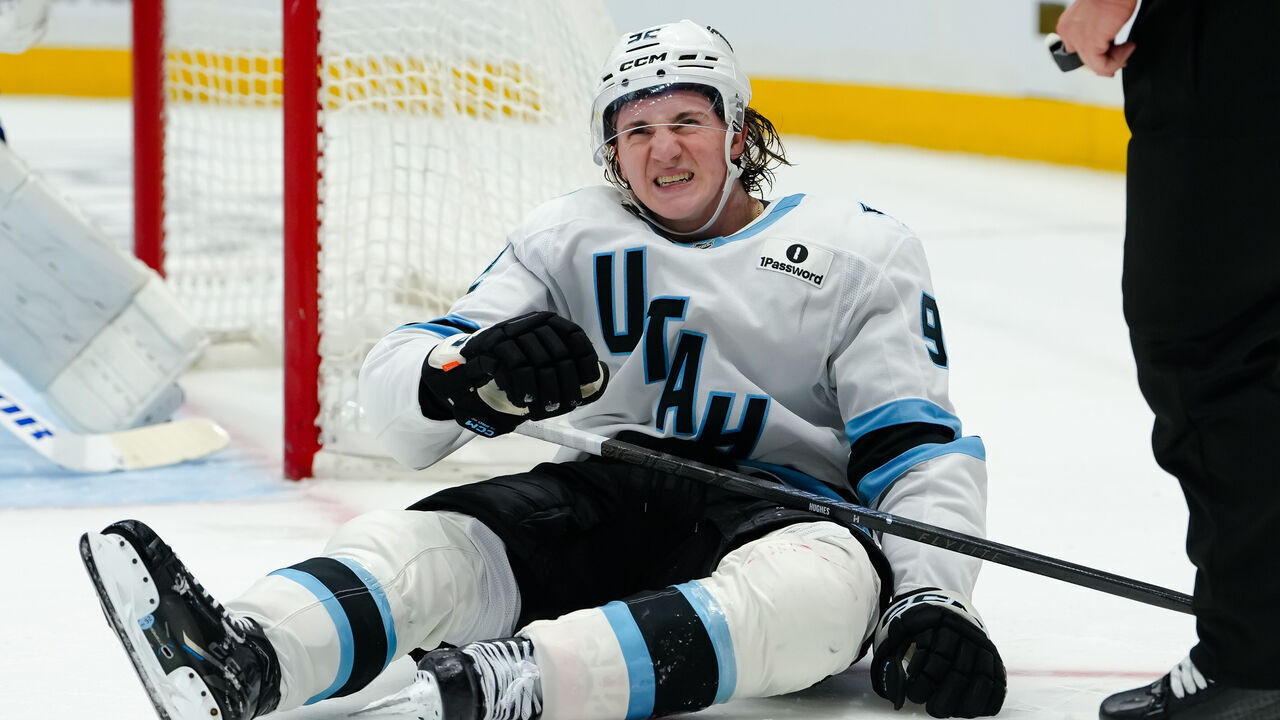VANCOUVER, CANADA - DECEMBER 05: Logan Cooley #92 of the Utah Mammoth looks on after crashing into the post during the third period of their NHL game against the Vancouver Canucks at Rogers Arena on December 5, 2025 in Vancouver, British Columbia, Canada.