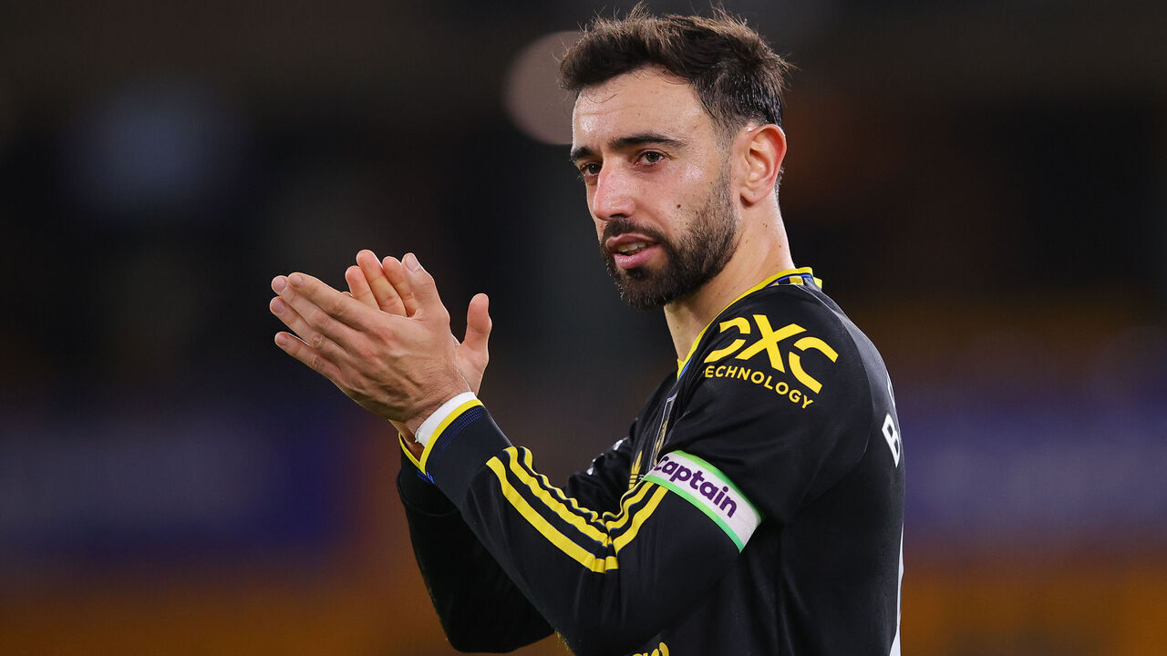 WOLVERHAMPTON, ENGLAND - DECEMBER 08: Bruno Fernandes of Manchester United during the Premier League match between Wolverhampton Wanderers and Manchester United at Molineux on December 08, 2025 in Wolverhampton, England.