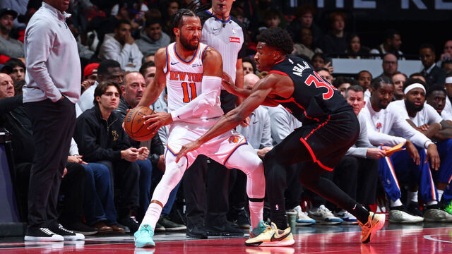 TORONTO, CANADA - NOVEMBER 26: Jalen Brunson #11 of the New York Knicks looks to pass the ball during the game against the Toronto Raptors during the 2025-26 Emirates Cup Quarterfinals on November 26, 2025 at the Scotiabank Arena in Toronto, Ontario, Canada. Mandatory Copyright Notice: Copyright 2025 NBAE