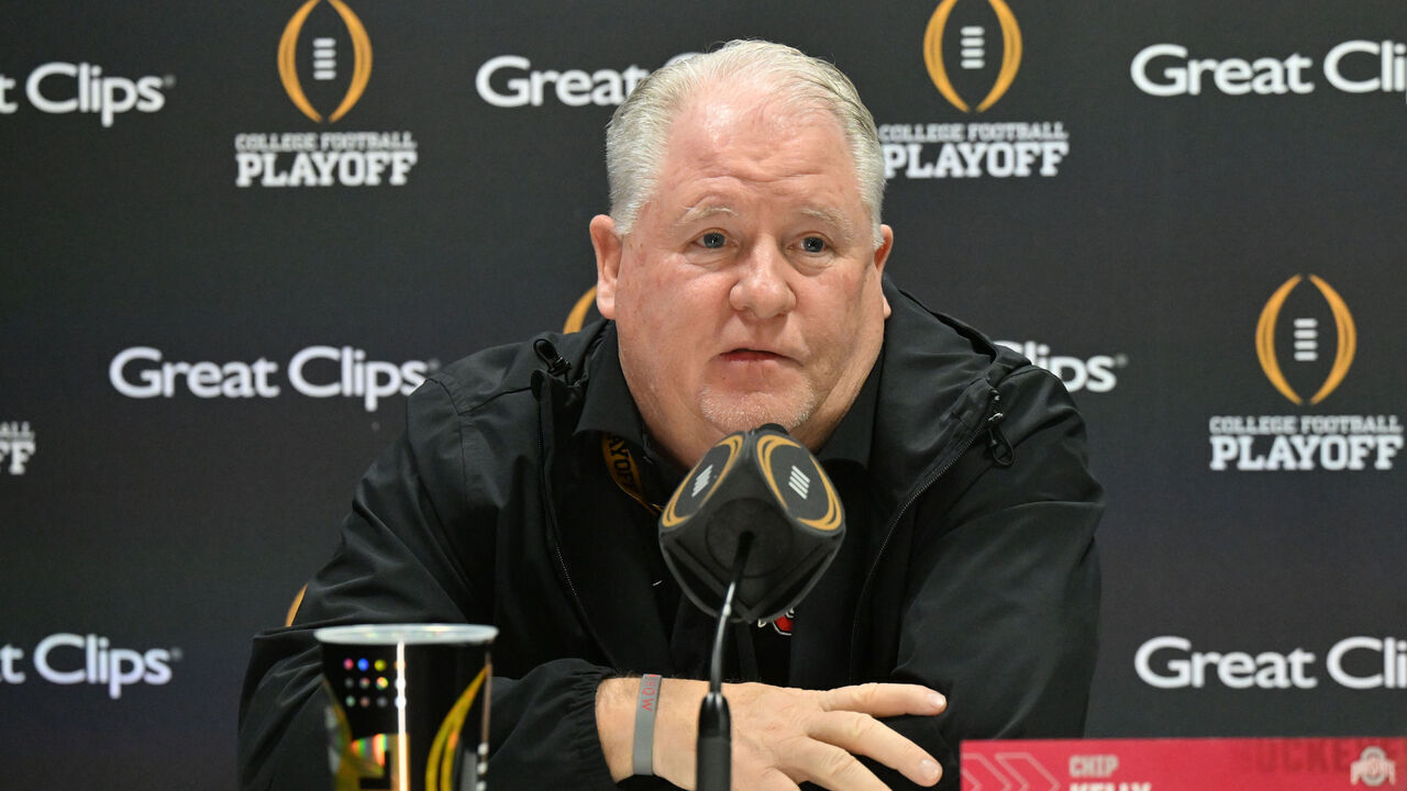 ATLANTA, GEORGIA - JANUARY 18: Offensive coordinator Chip Kelly of the Ohio State Buckeyes speaks to the media during the Ohio State Buckeyes media day at the Georgia World Congress Center prior to the 2025 CFP National Championship between the Ohio State Buckeyes and Notre Dame Fighting Irish on January 18, 2025 in Atlanta, Georgia.