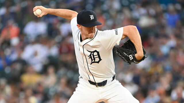 DETROIT, MI - JULY 29: Chase Lee #53 of the Detroit Tigers pitches during the game between the Arizona Diamondbacks and the Detroit Tigers at Comerica Park on Tuesday, July 29, 2025 in Detroit, Michigan.