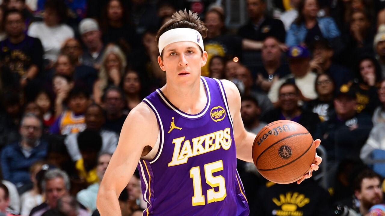 LOS ANGELES, CA - DECEMBER 10: Austin Reaves #15 of the Los Angeles Lakers dribbles the ball during the game against the San Antonio Spurs during the 2025-26 Emirates Cup Quarterfinals on December 10, 2025 at Crypto.Com Arena in Los Angeles, California. NOTE TO USER: User expressly acknowledges and agrees that, by downloading and/or using this Photograph, user is consenting to the terms and conditions of the Getty Images License Agreement. Mandatory Copyright Notice: Copyright 2025 NBAE