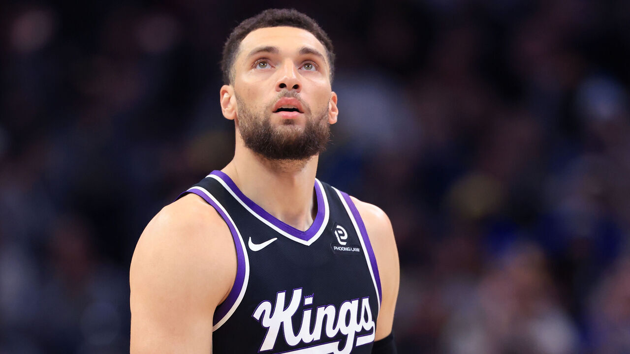 INDIANAPOLIS, INDIANA - DECEMBER 08: Zach Lavine #8 of the Sacramento Kings looks on against the Indiana Pacers at Gainbridge Fieldhouse on December 08, 2025 in Indianapolis, Indiana.