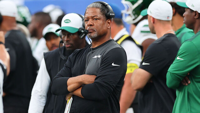 EAST RUTHERFORD, NJ - AUGUST 16: Steve Wilks Defensive Coordinator of the New York Jets the preseason game against the New York Giants on August 16, 2025 at MetLife Stadium in East Rutherford, New Jersey.