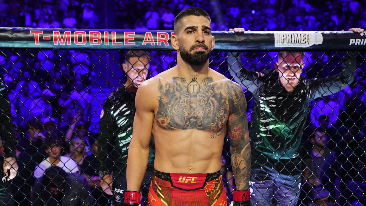 LAS VEGAS, NEVADA - JUNE 28: Ilia Topuria of Spain enters the Octagon in the UFC lightweight championship bout during the UFC 317 event at T-Mobile Arena on June 28, 2025 in Las Vegas, Nevada.