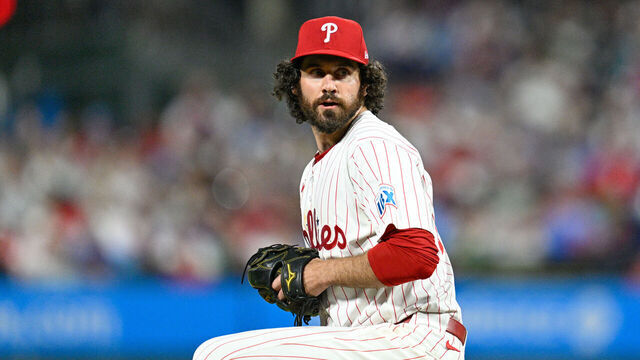 PHILADELPHIA, PA - AUGUST 18: Philadelphia Phillies pitcher Jordan Romano (68) pitches the ball during the game between the Seattle Mariners and the Philadelphia Phillies on August 18th, 2025 at Citizens Bank Park in Philadelphia, PA.