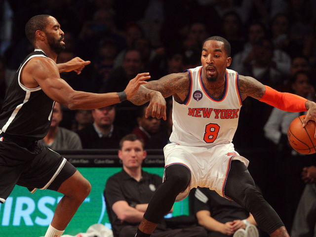 VIDEO: J.R. Smith spins, whips no-look shovel pass to Cole Aldrich