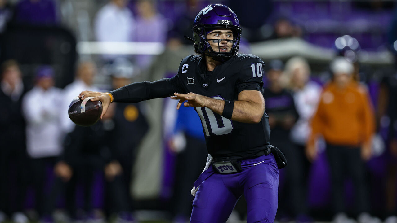 FORT WORTH, TX - NOVEMBER 29: TCU Horned Frogs quarterback Josh Hoover (#10) throws a pass during the college football game between the TCU Horned Frogs and Cincinnati Bearcats on November 29, 2025 at Amon G. Carter Stadium in Fort Worth, TX.