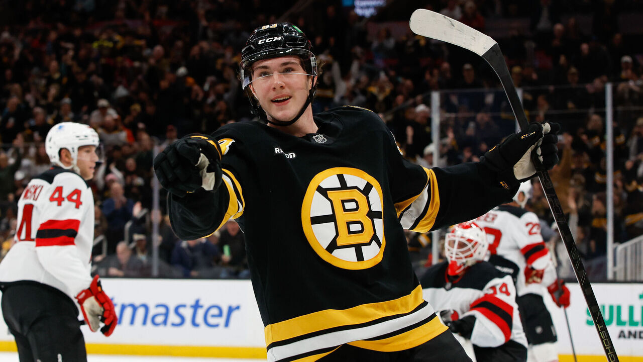 BOSTON, MASSACHUSETTS - DECEMBER 6: Fraser Minten #93 of the Boston Bruins celebrates his goal against the New Jersey Devils during the first period at the TD Garden on December 6, 2025 in Boston, Massachusetts. The Bruins won 4-1.