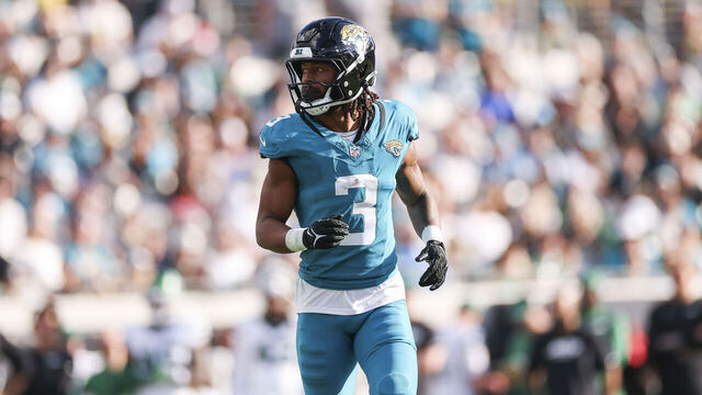 JACKSONVILLE, FLORIDA - DECEMBER 14: Jakobi Meyers #3 of the Jacksonville Jaguars lines up at the line of scrimmage during an NFL 2025 game against the New York Jets at Everbank Stadium on December 14, 2025 in Jacksonville, Florida.
